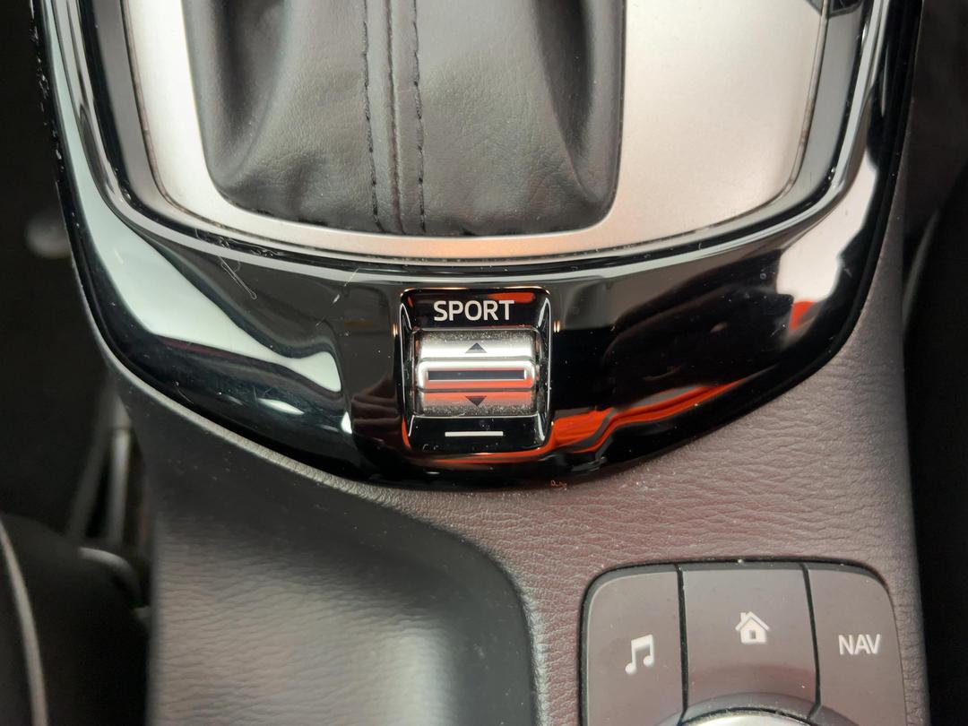Photo '27' of Mazda CX-3