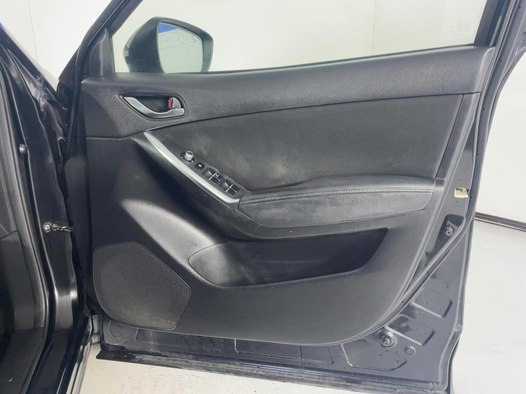 Photo '15' of Mazda CX-5