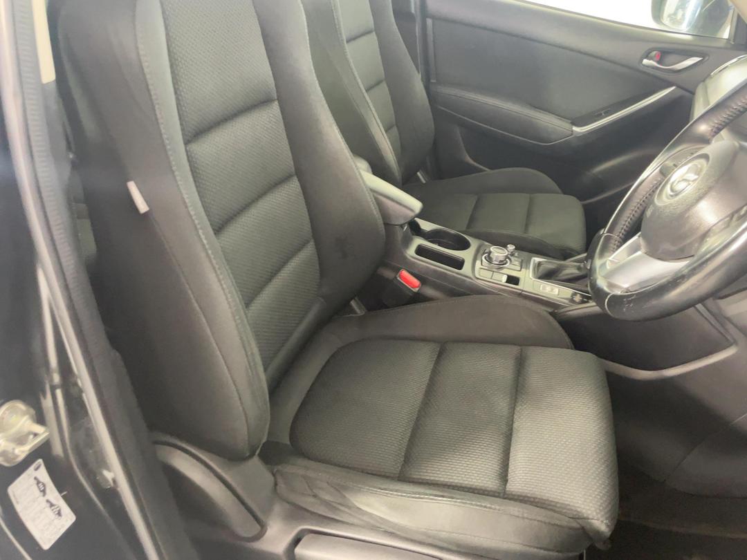 Photo '16' of Mazda CX-5