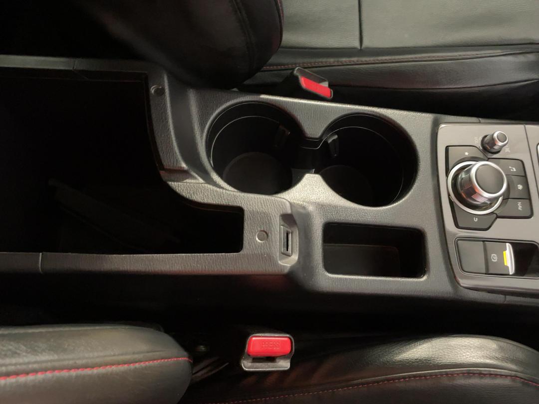 Photo '33' of Mazda CX-5