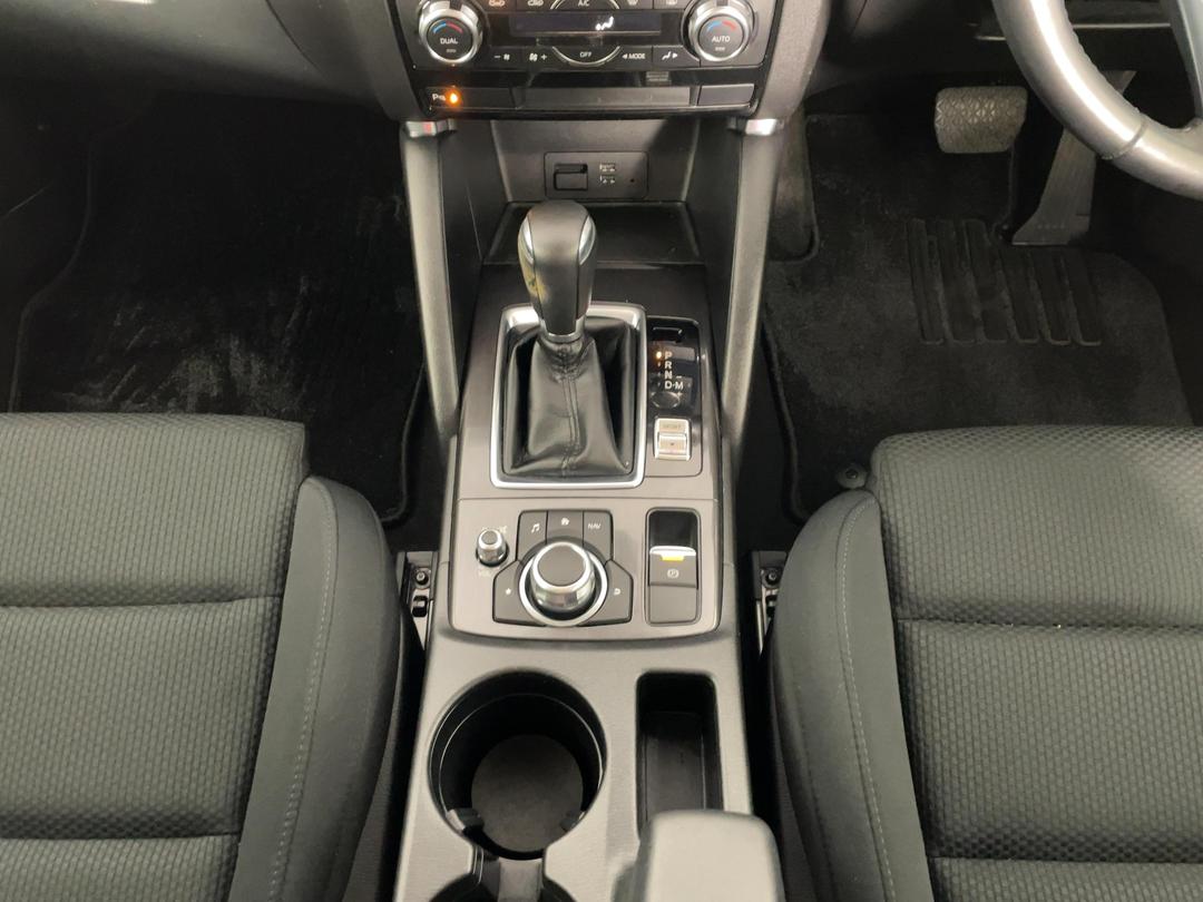 Photo '18' of Mazda CX-5