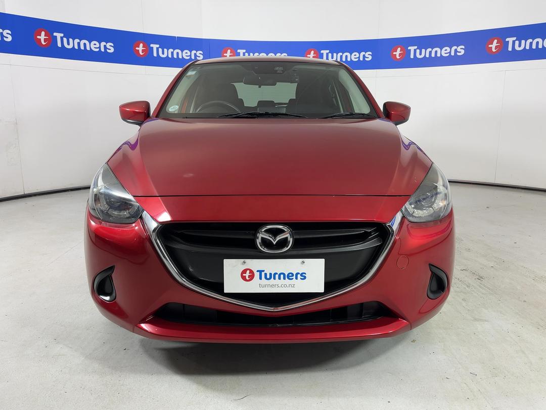 Photo '2' of Mazda Demio
