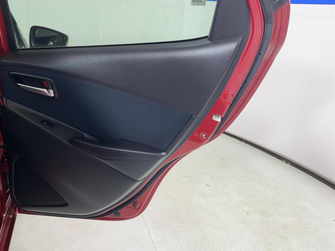 Photo '19' of Mazda Demio