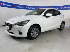 Photo '4' of Mazda Demio
