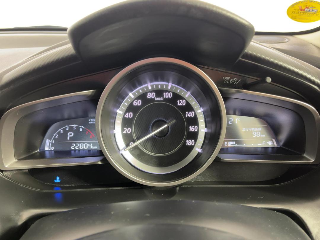Photo '21' of Mazda Demio