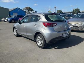 Photo '5' of Mazda Demio
