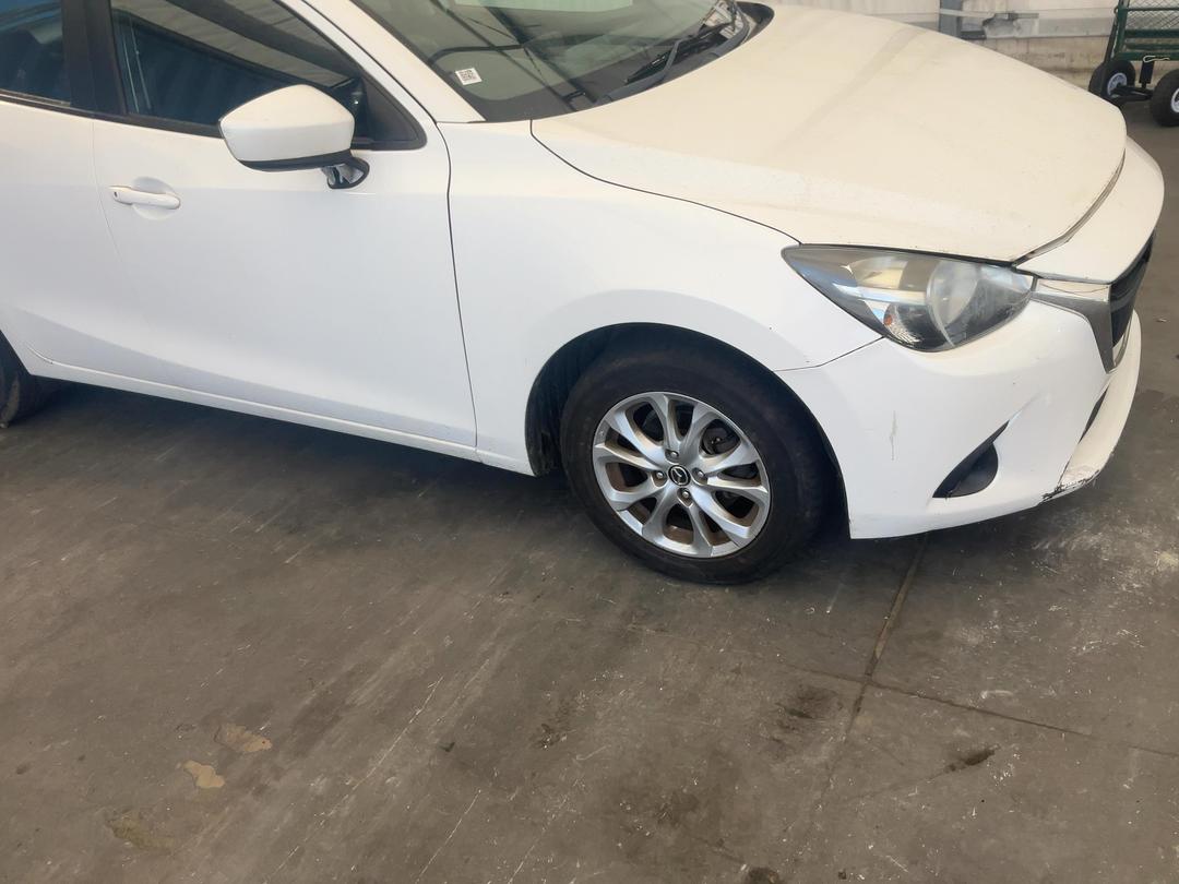Photo '2' of Mazda Mazda2 GLX