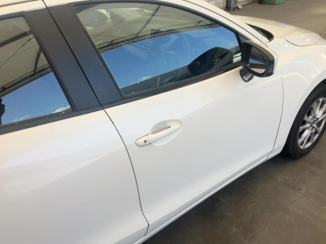 Photo '12' of Mazda Mazda2 GLX