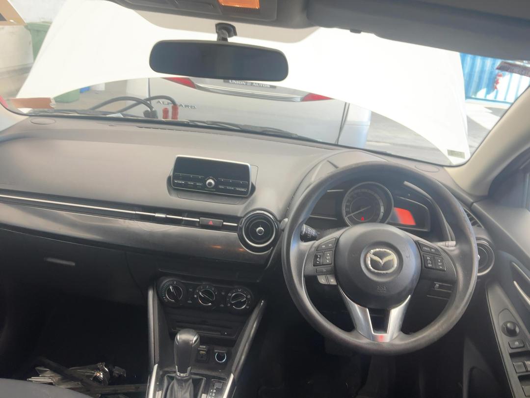Photo '19' of Mazda Mazda2 GLX