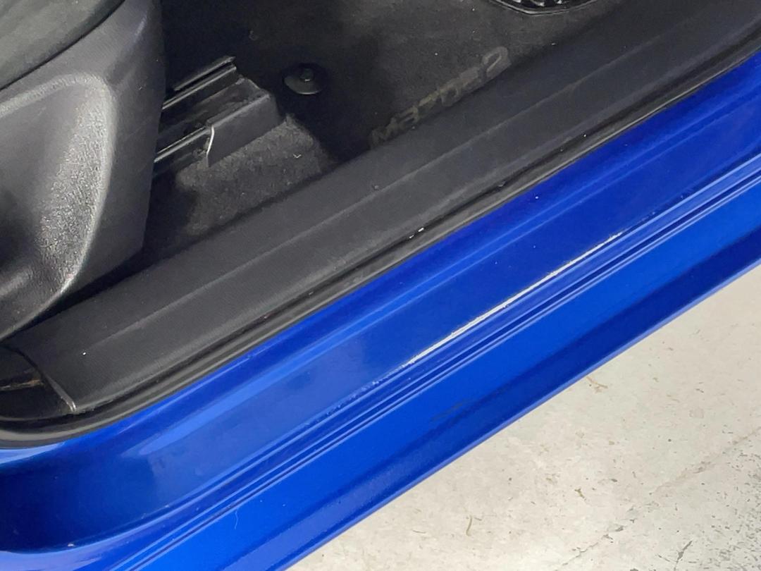 Photo '23' of Mazda Mazda2