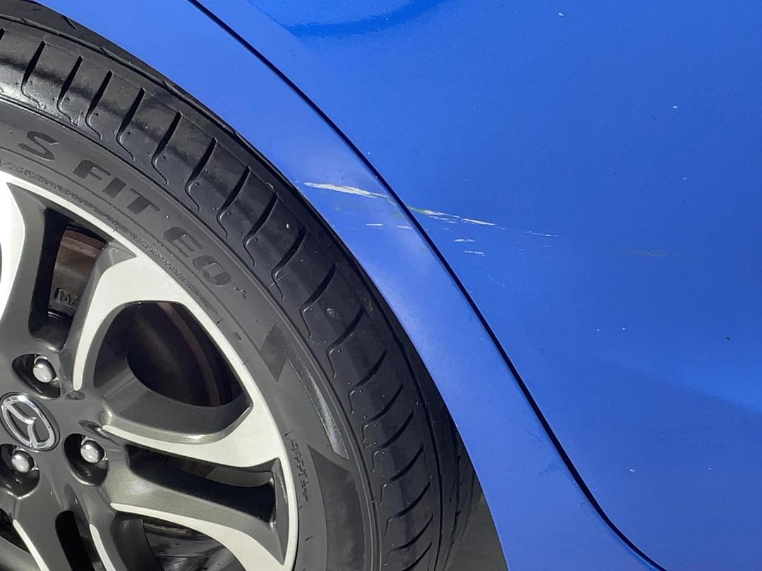 Photo '24' of Mazda Mazda2