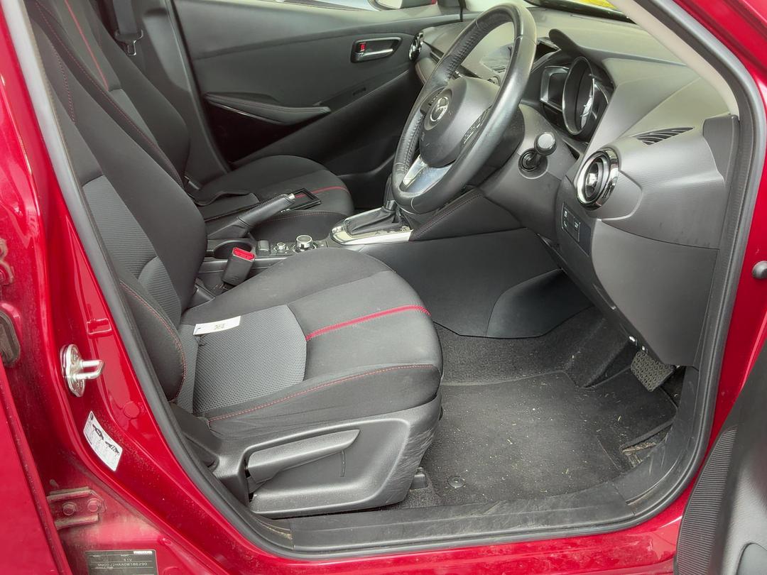 Photo '13' of Mazda Mazda2 GSX