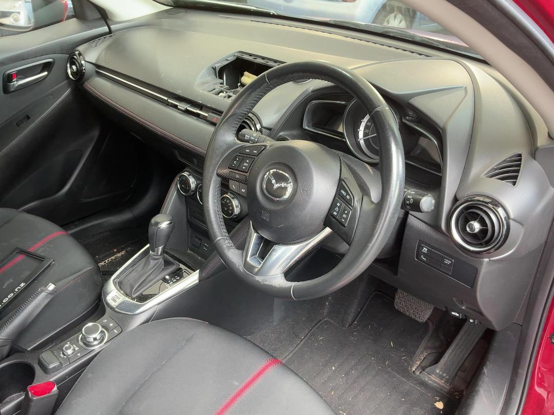 Photo '14' of Mazda Mazda2 GSX