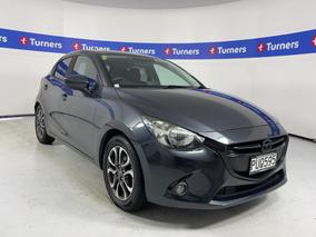 Photo '1' of Mazda Mazda2