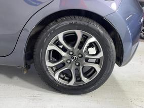 Photo '11' of Mazda Mazda2