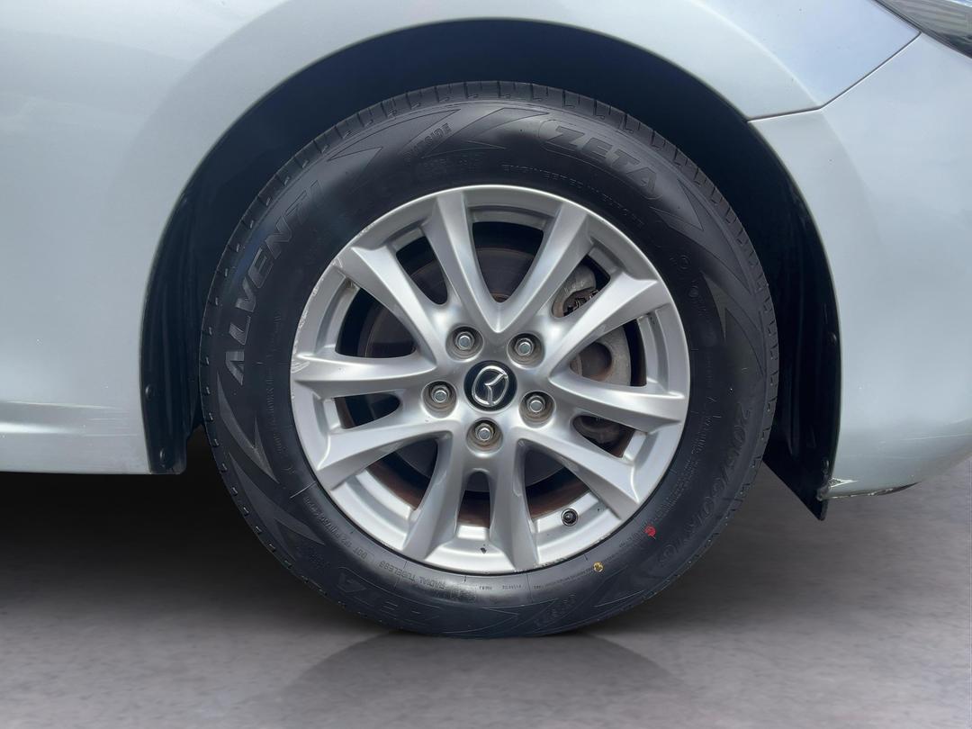 Photo '9' of Mazda Mazda3