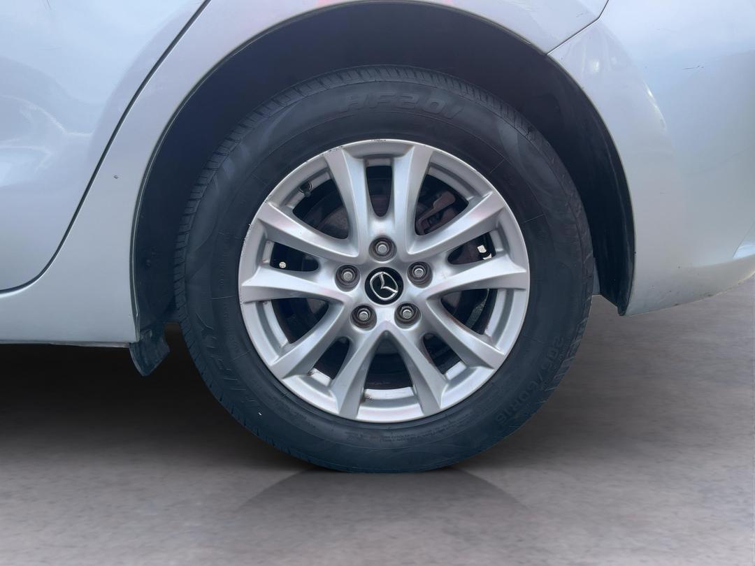 Photo '11' of Mazda Mazda3