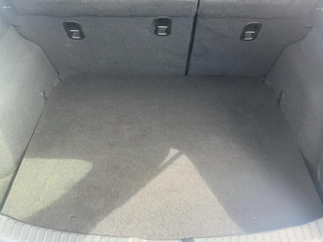 Photo '14' of Mazda Mazda3