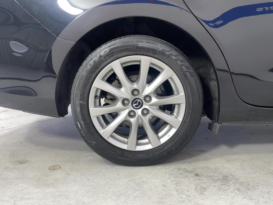 Photo '12' of Mazda Mazda6
