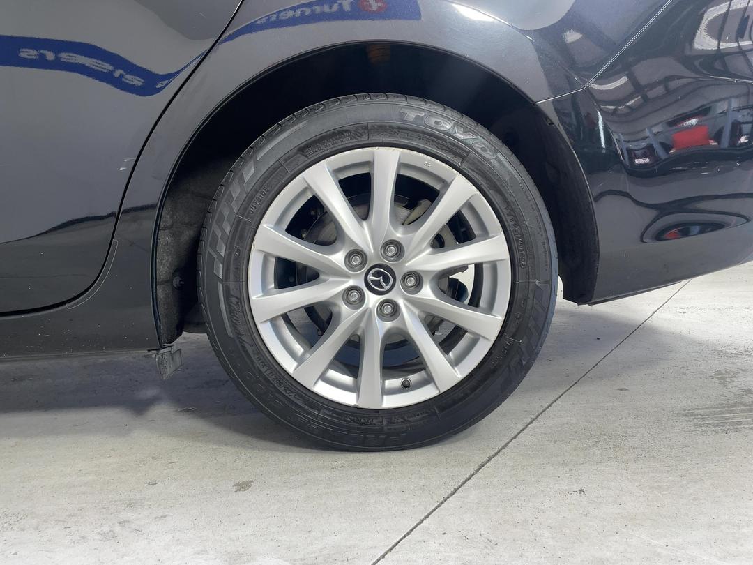 Photo '11' of Mazda Mazda6