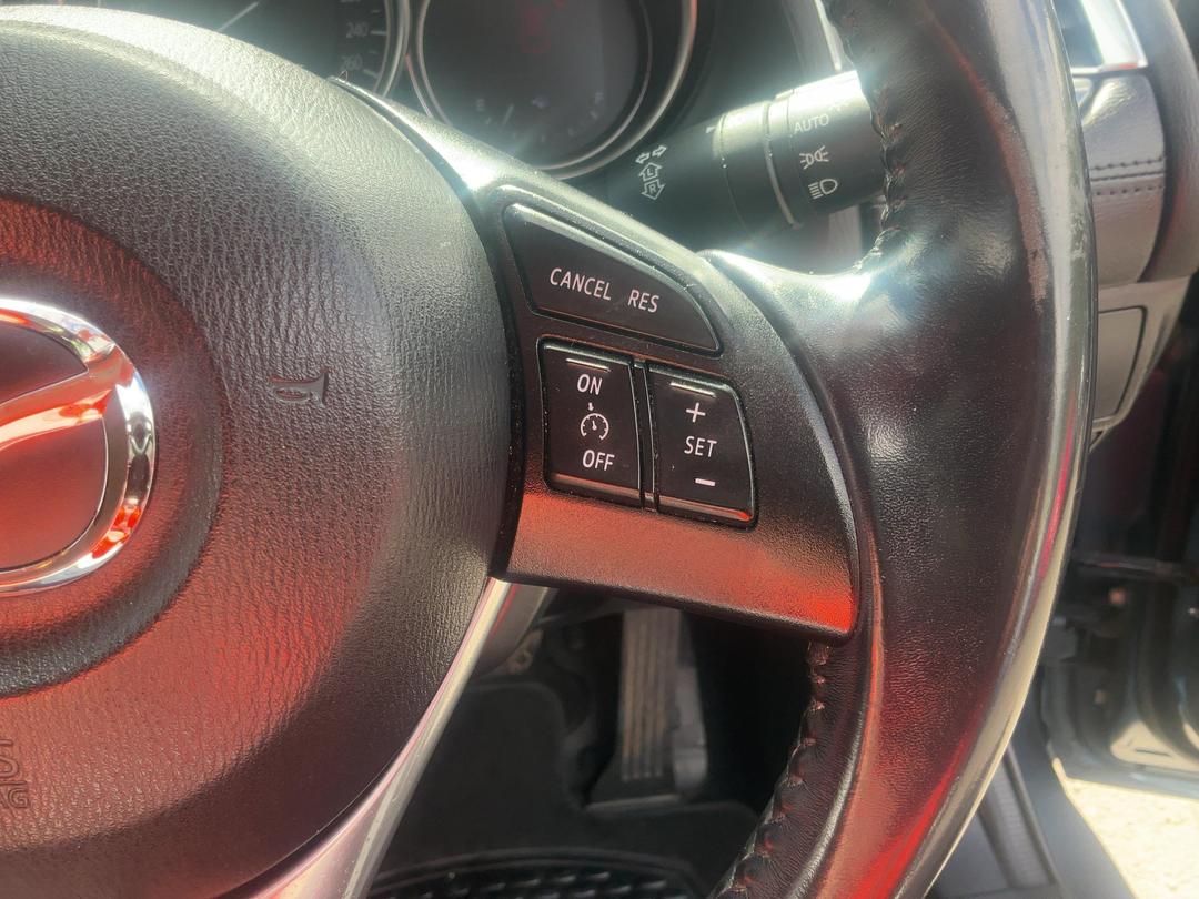 Photo '28' of Mazda Mazda6