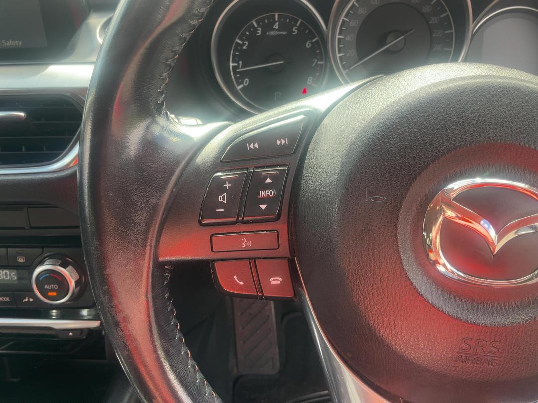 Photo '29' of Mazda Mazda6