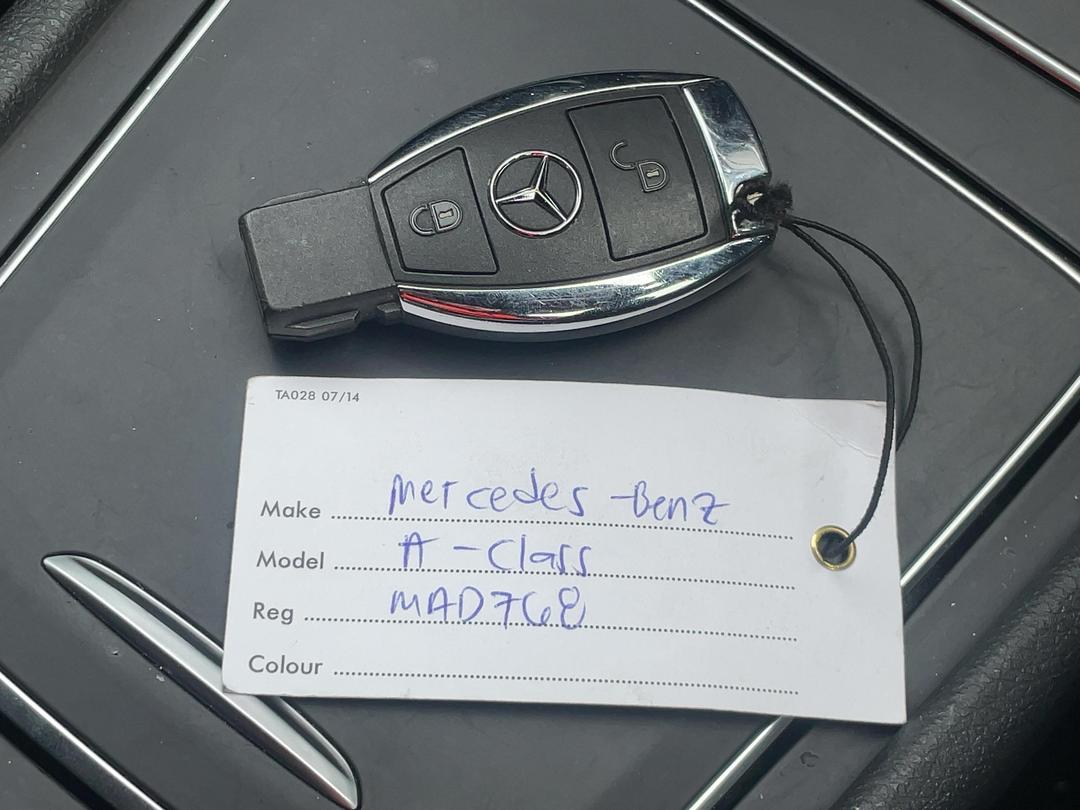 Photo '21' of Mercedes-Benz A-Class A180 Photo '21' of Mercedes-Benz A-Class A180