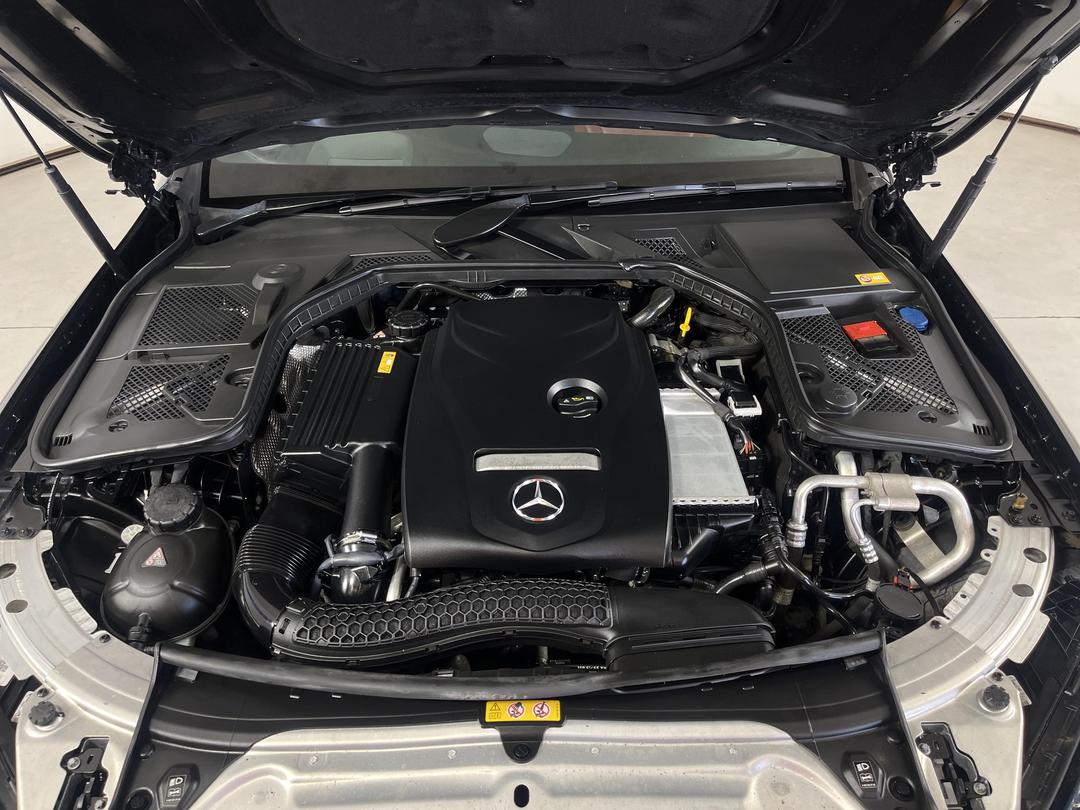 Photo '13' of Mercedes-Benz C-Class