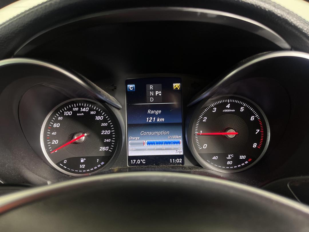 Photo '21' of Mercedes-Benz C-Class