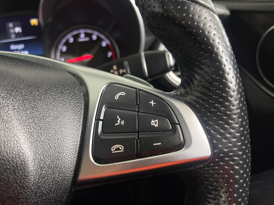 Photo '25' of Mercedes-Benz C-Class