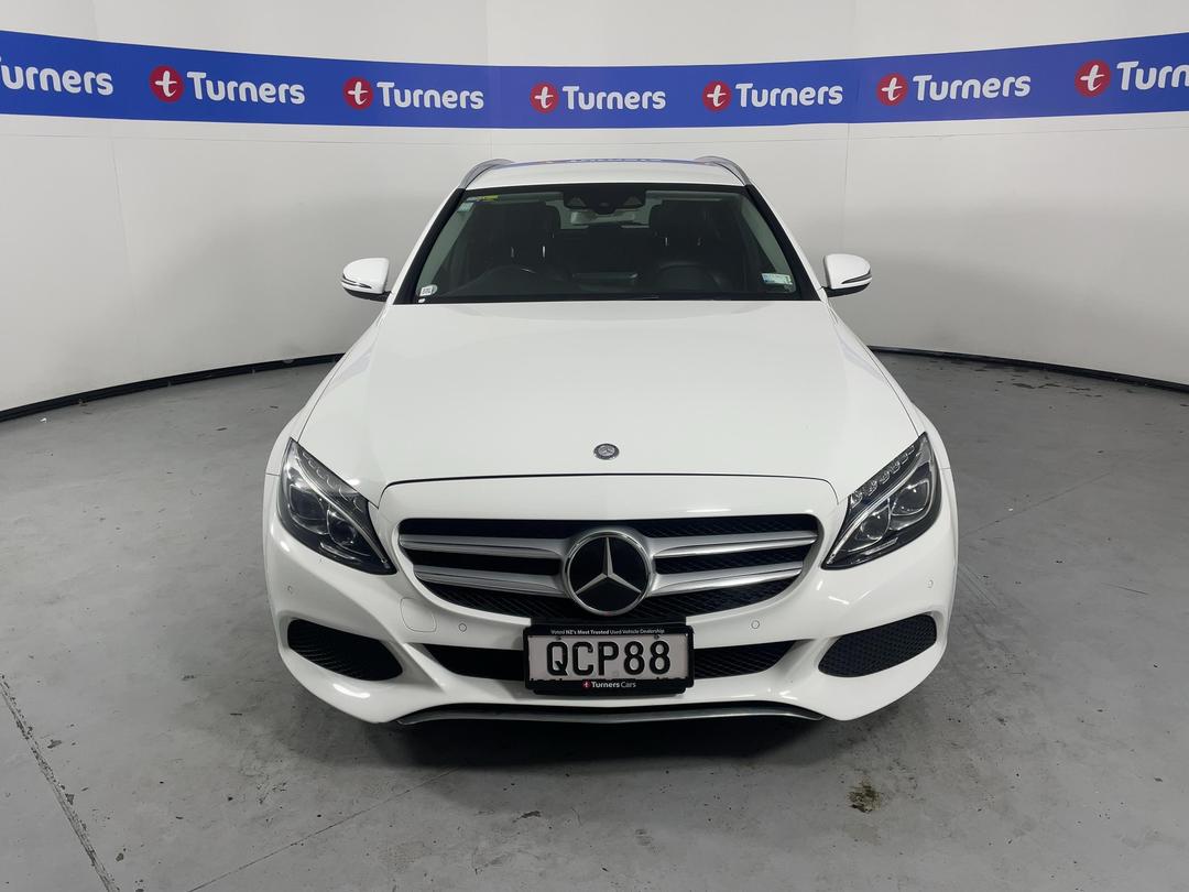 Photo '2' of Mercedes-Benz C200