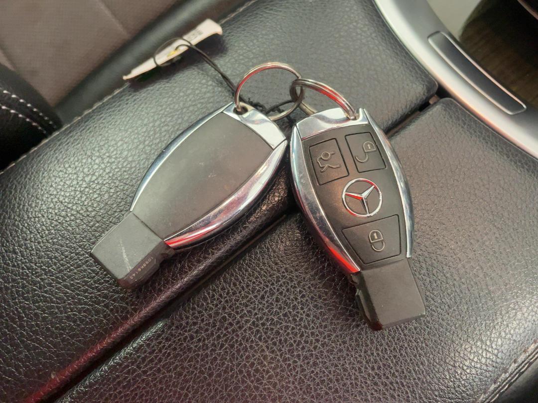 Photo '22' of Mercedes-Benz C200