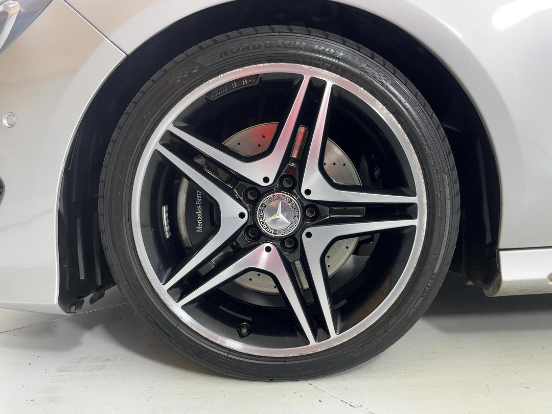 Photo '10' of Mercedes-Benz CLA