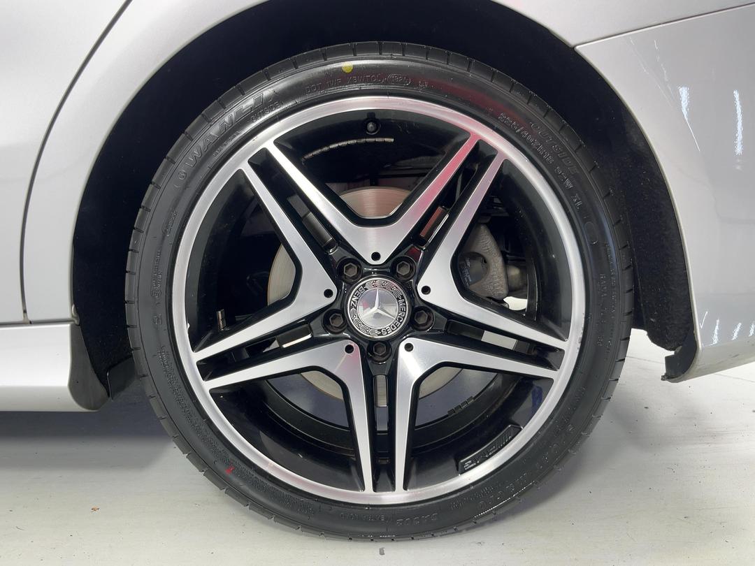 Photo '11' of Mercedes-Benz CLA