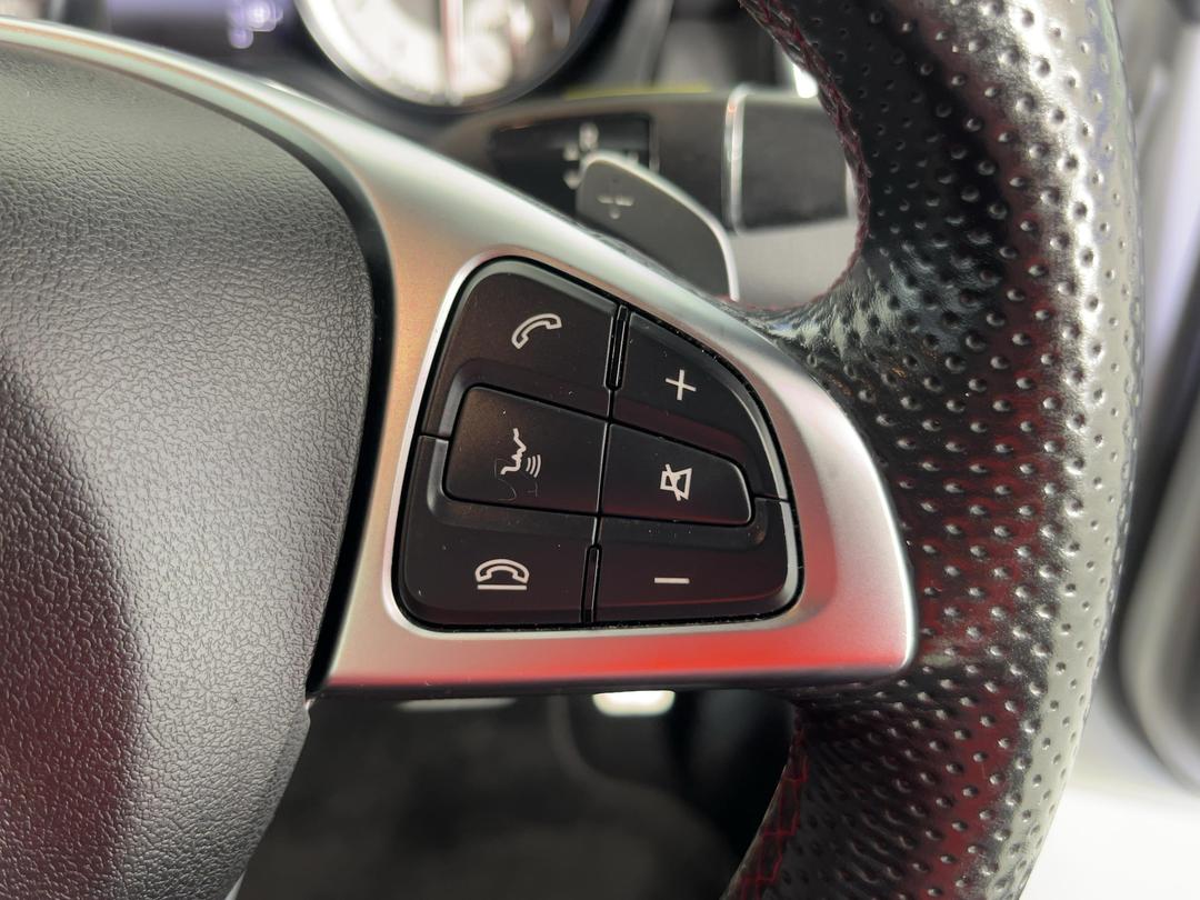Photo '25' of Mercedes-Benz CLA
