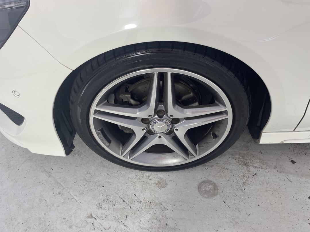 Photo '10' of Mercedes-Benz CLA180