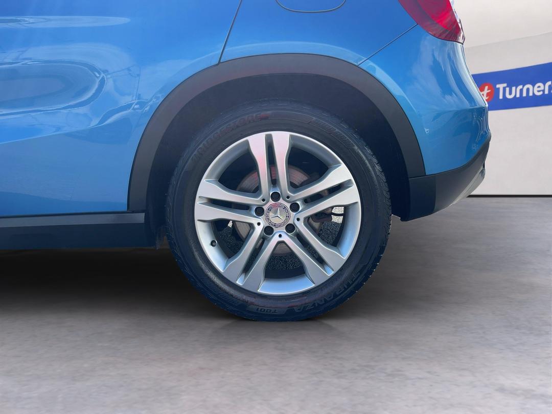 Photo '11' of Mercedes-Benz GLA