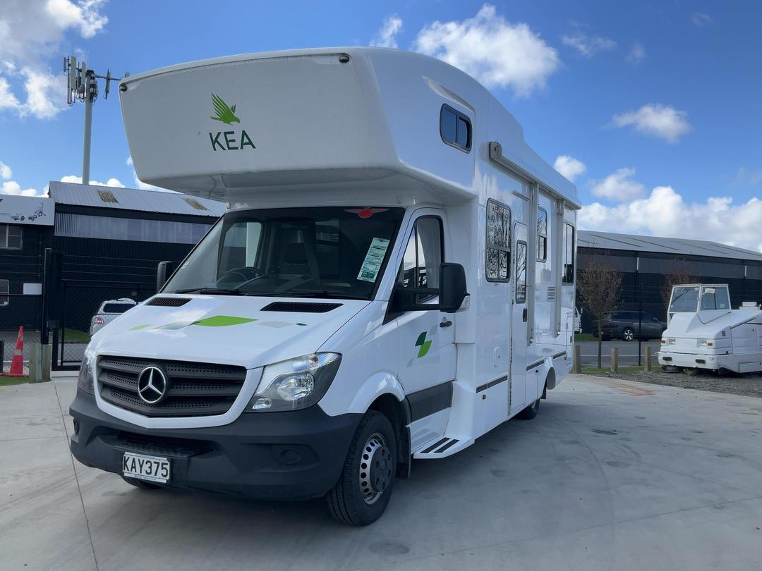 Photo '7' of Mercedes-Benz Sprinter C/C 513 CDI 4325 L Motorhome Photo '7' of Mercedes-Benz Sprinter C/C 513 CDI 4325 L Motorhome