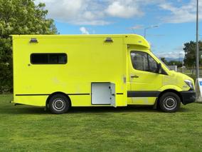 Photo '4' of Mercedes-Benz Sprinter C/C 319 CDI 3665 S Ambulance