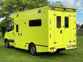 Photo '10' of Mercedes-Benz Sprinter C/C 319 CDI 3665 S Ambulance