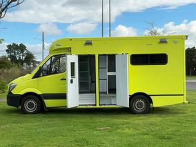 Photo '11' of Mercedes-Benz Sprinter C/C 319 CDI 3665 S Ambulance