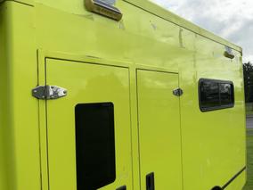 Photo '42' of Mercedes-Benz Sprinter C/C 319 CDI 3665 S Ambulance