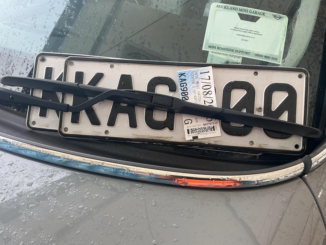 Photo '22' of Mini Hatch Cooper