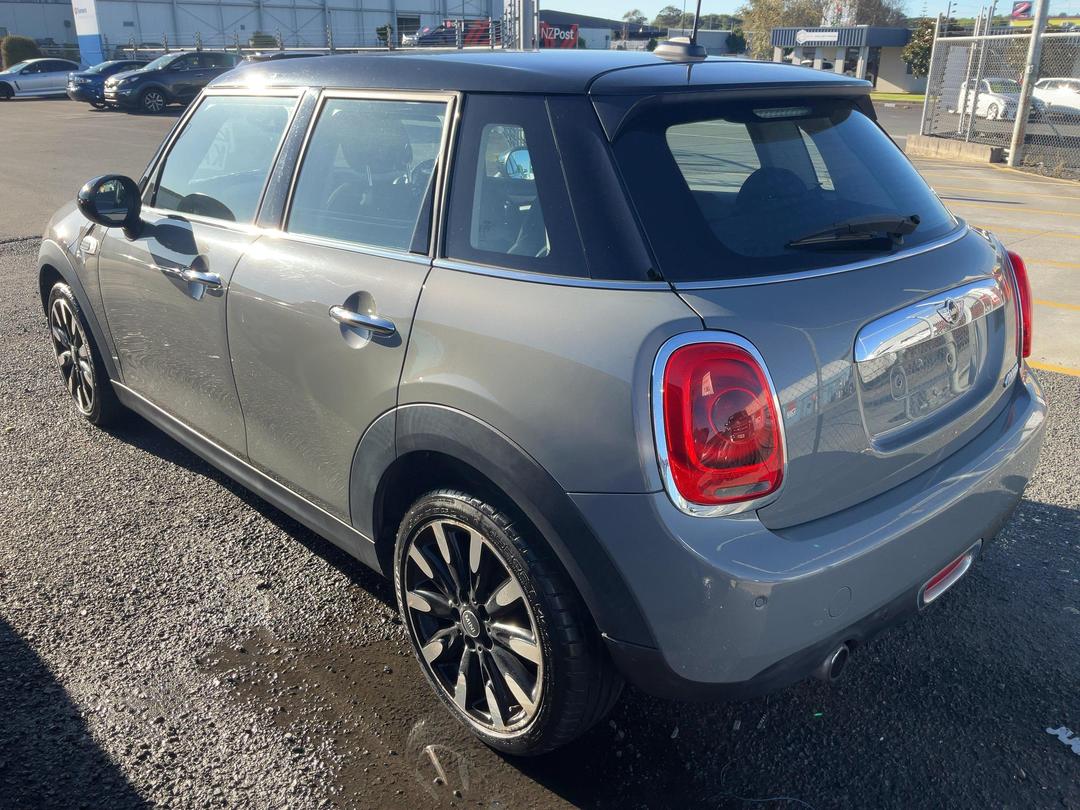 Photo '4' of Mini Hatch Cooper