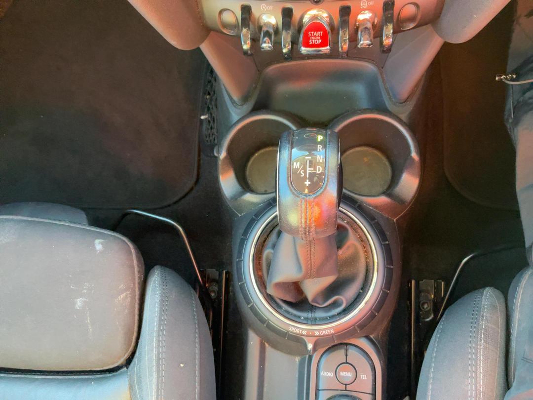 Photo '16' of Mini Hatch Cooper