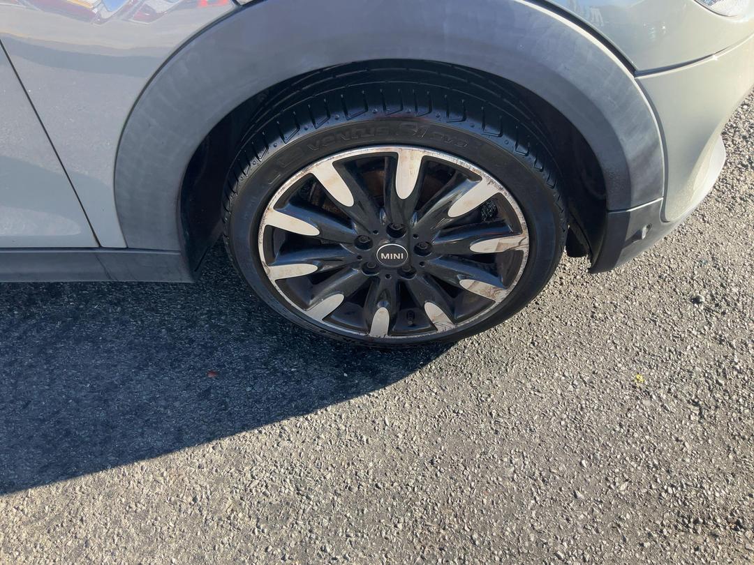 Photo '9' of Mini Hatch Cooper