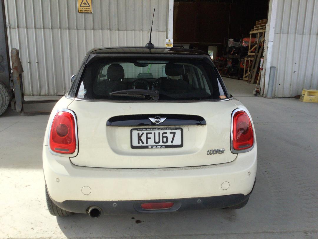 Photo '6' of Mini Hatch Cooper