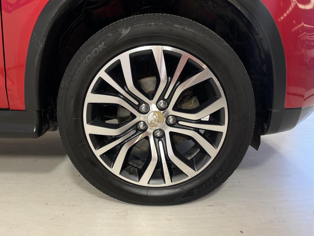 Photo '9' of Mitsubishi ASX