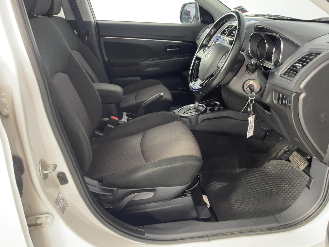 Photo '16' of Mitsubishi ASX