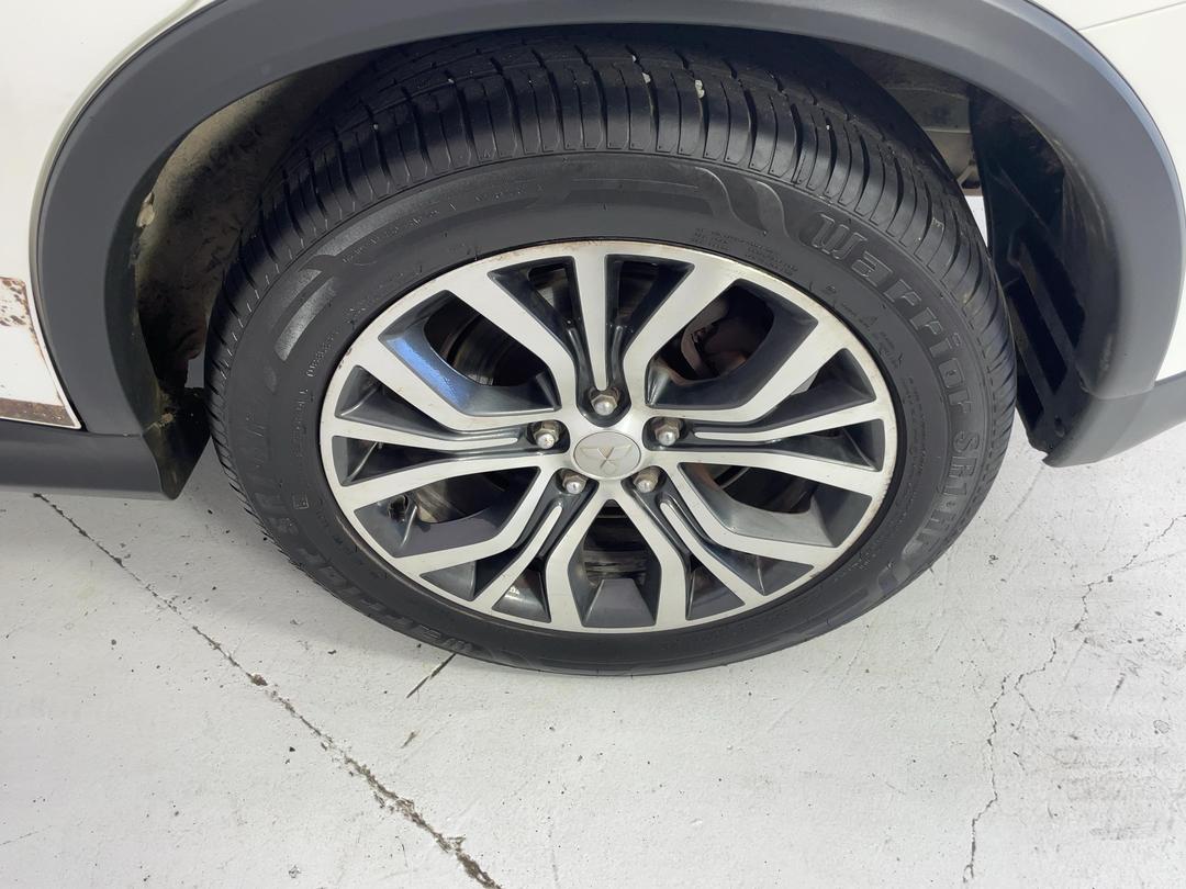 Photo '11' of Mitsubishi ASX